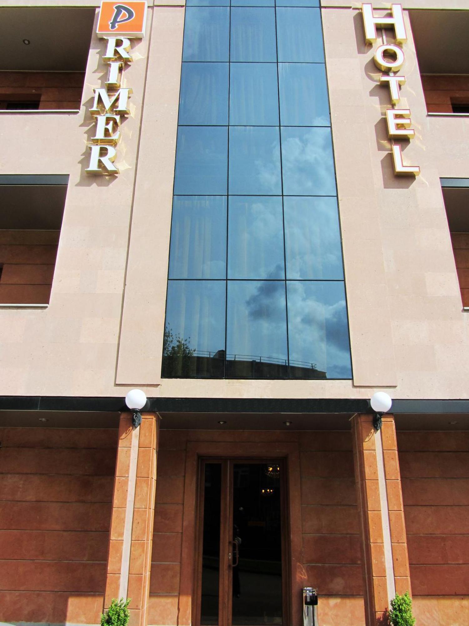 יירבאן Primer Hotel מראה חיצוני תמונה