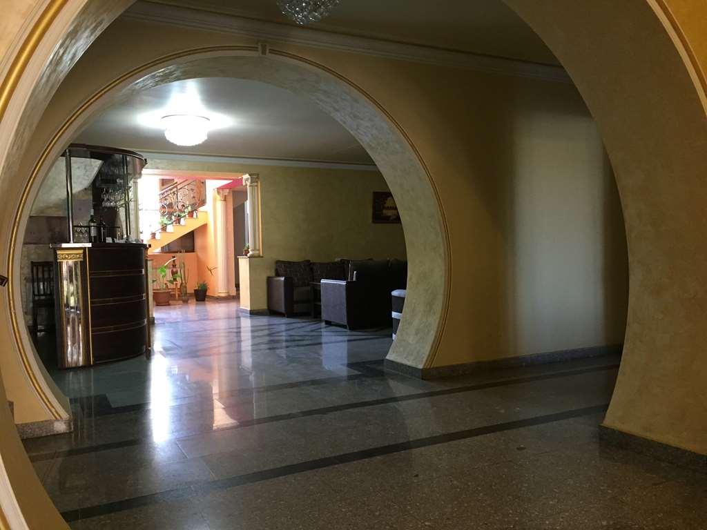 יירבאן Primer Hotel מראה פנימי תמונה